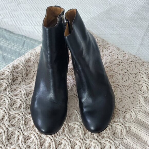 Limited Edition CK Savana Mirror Block Heel Leather Ankle Boots- US 8.5​ - Picture 3 of 16